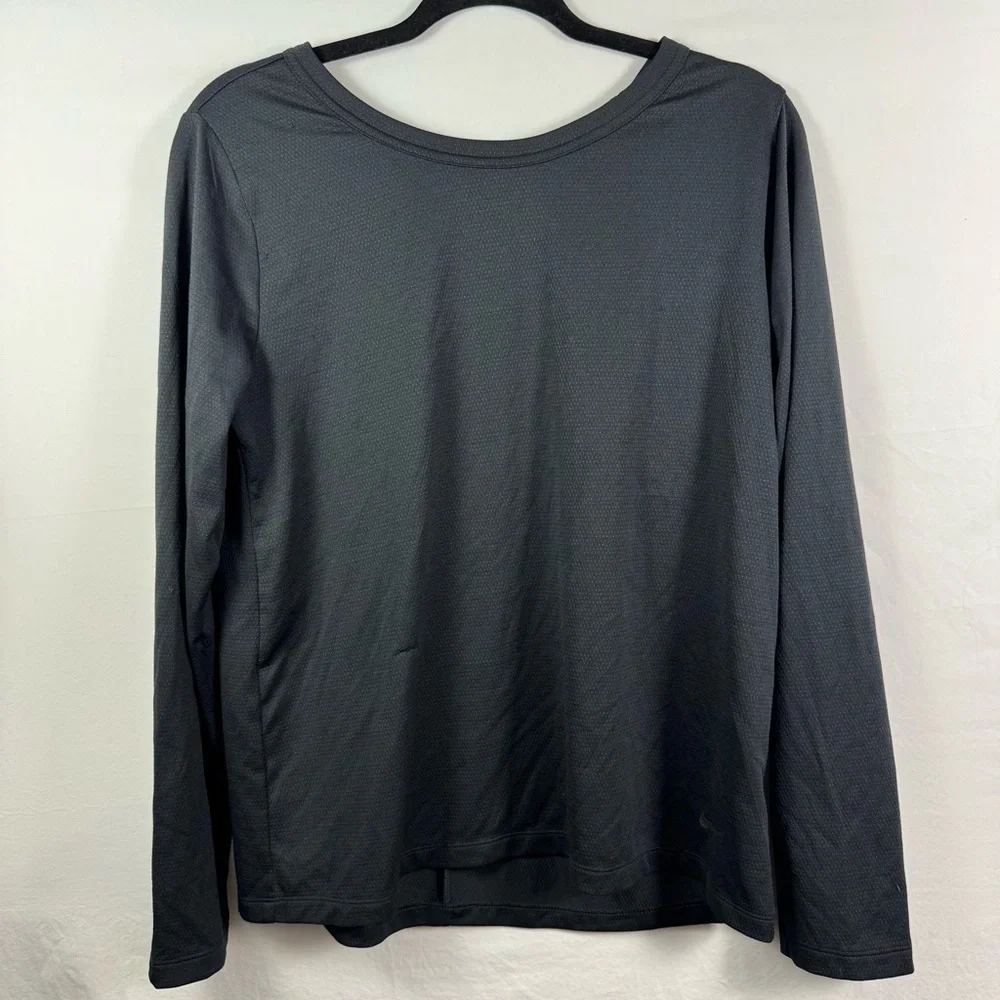 Nike Dri-Fit Black Long Sleeved Shirt Women’s Size M